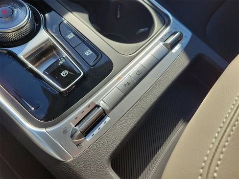 New 2026 Kia Carnival SX image 39