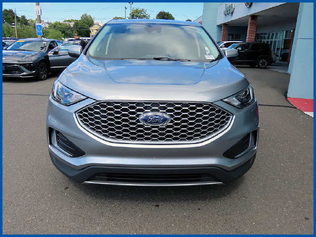 Used 2024 Ford Edge SEL AWD/4WD image 3