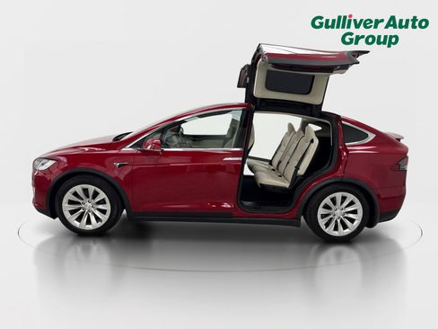 Used 2018 Tesla Model X 100D AWD/4WD image 17