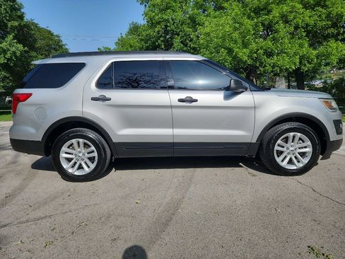 Used 2017 Ford Explorer 4WD image 10