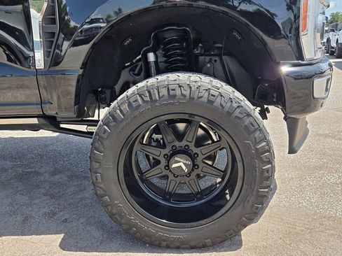 Used 2023 Ford F350 Platinum AWD/4WD image 12