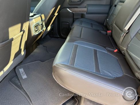 Used 2021 GMC Sierra 2500 Denali w/ Technology Package image 19