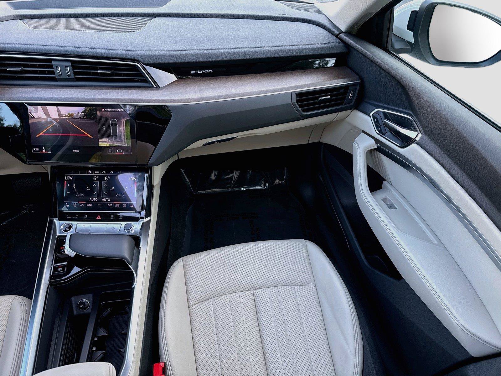 Certified 2024 Audi Q8 e-tron Premium Plus AWD/4WD image 25