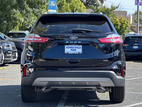 Certified 2024 Ford Edge SEL w/ Convenience Package AWD/4WD image 5