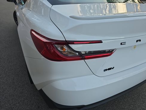 Used 2025 Toyota Camry SE image 35