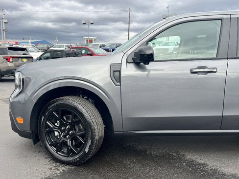 New 2026 Ford Maverick Lariat w/ Black Appearance Package AWD/4WD image 12