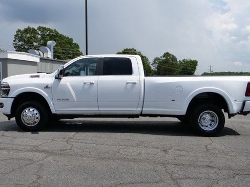 Used 2026 RAM 3500 Longhorn AWD/4WD image 60