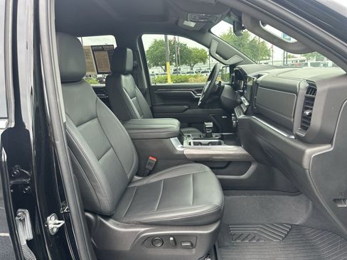 Used 2024 Chevrolet Silverado 1500 LTZ AWD/4WD image 22