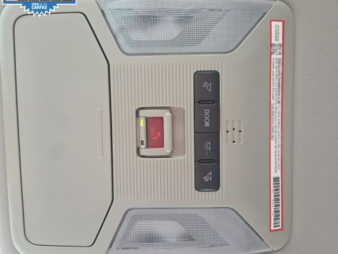 Used 2025 Toyota RAV4 XLE image 33