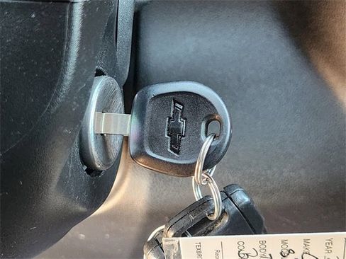 Used 2021 Chevrolet Silverado 1500 Custom Trail Boss w/ LPO, Dark Essentials Package image 20