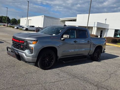 Used 2023 Chevrolet Silverado 1500 Custom RWD image 3