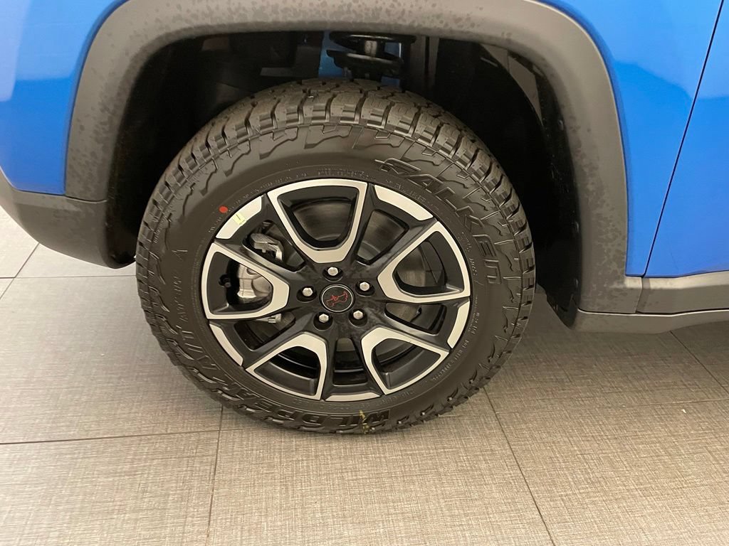 New 2026 Jeep Compass Trailhawk AWD/4WD image 8