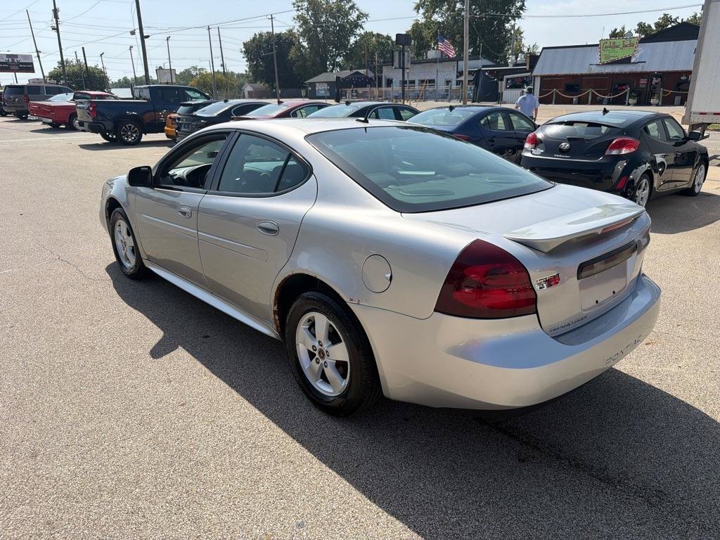 Used 2006 Pontiac Grand Prix FWD image 6