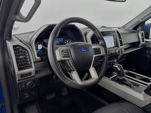 Used 2018 Ford F150 Lariat w/ Equipment Group 502A Luxury AWD/4WD image 9