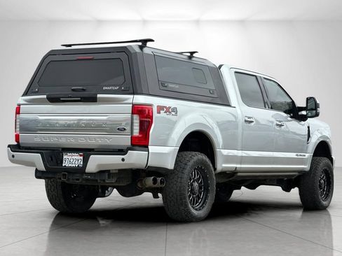 Used 2019 Ford F250 Platinum w/ Platinum Ultimate Package AWD/4WD image 3