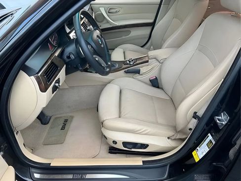 Used 2010 BMW 335i Sedan RWD image 7