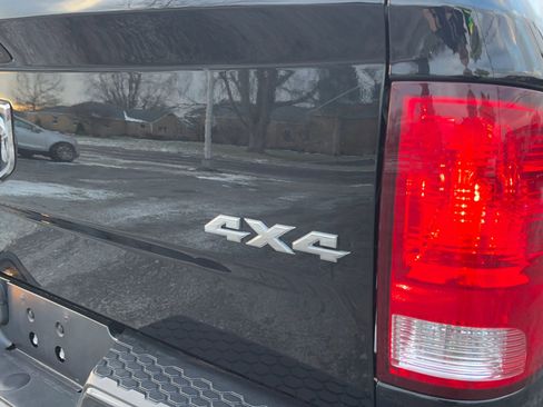 Used 2018 RAM 1500 Express w/ Express Value Package image 17
