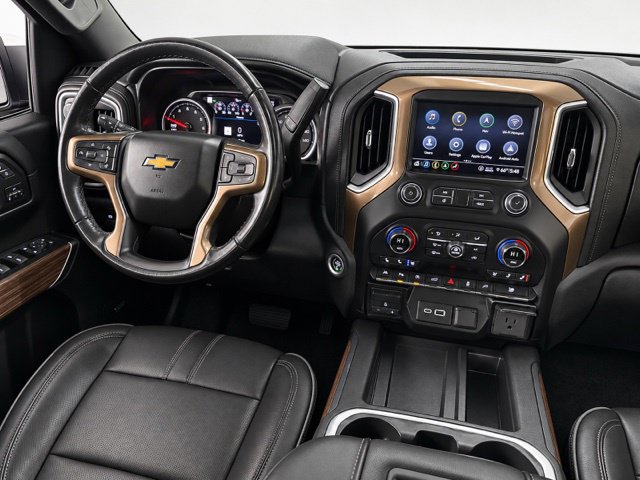 Used 2020 Chevrolet Silverado 1500 High Country w/ Technology Package AWD/4WD image 35