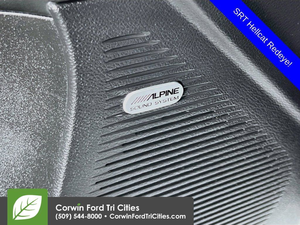 Used 2019 Dodge Challenger SRT Hellcat Redeye RWD image 13