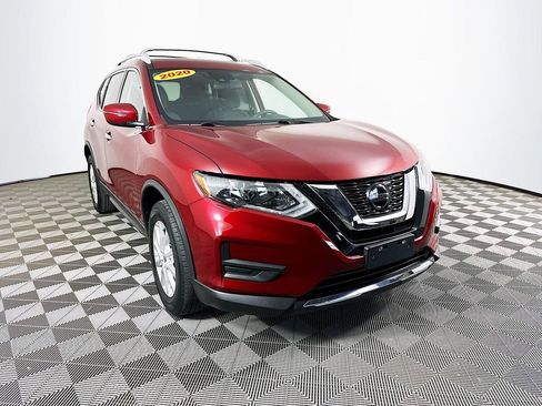 Used 2020 Nissan Rogue SV AWD/4WD image 3