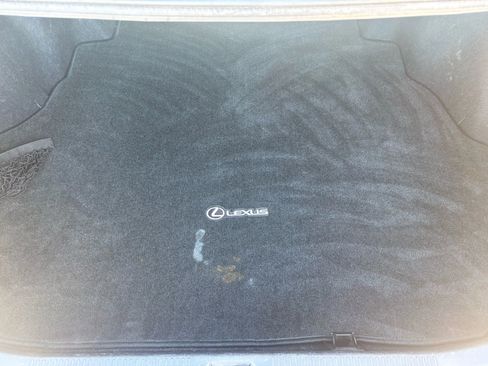 Used 2011 Lexus ES 350 image 38