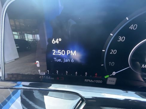 Used 2023 Cadillac Escalade Sport w/ LPO, ONYX Package AWD/4WD image 12