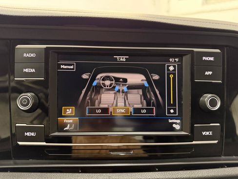 Used 2023 Volkswagen Jetta SE w/ Panoramic Sunroof Package FWD image 22