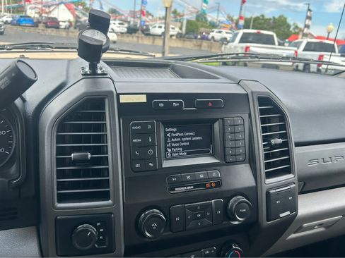 Used 2021 Ford F450 XL w/ Power Equipment Group AWD/4WD image 27