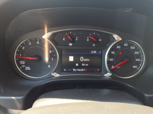 Used 2020 GMC Acadia SLT w/ Premium Package FWD image 8