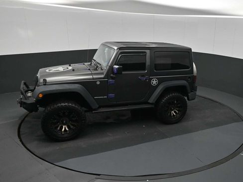 Used 2017 Jeep Wrangler Sport w/ Quick Order Package 24S AWD/4WD image 13