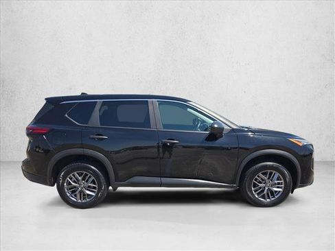 Used 2024 Nissan Rogue S AWD/4WD image 4