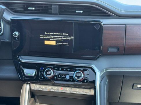 New 2026 GMC Sierra 3500 Denali Ultimate image 27