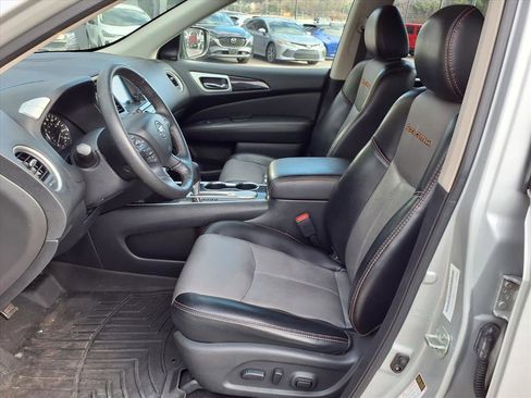 Used 2020 Nissan Pathfinder SL w/ Rock Creek Edition image 13