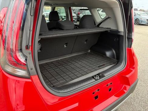 Used 2023 Kia Soul EX image 19