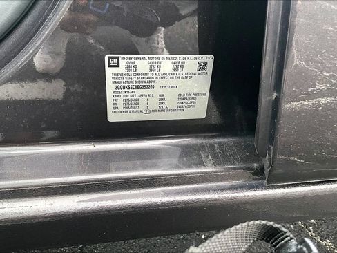 Used 2014 Chevrolet Silverado 1500 LTZ AWD/4WD image 32