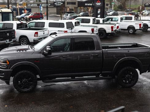 Used 2023 RAM 2500 Limited image 14