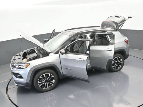 Used 2022 Jeep Compass Limited w/ Sun and Sound Group AWD/4WD image 62