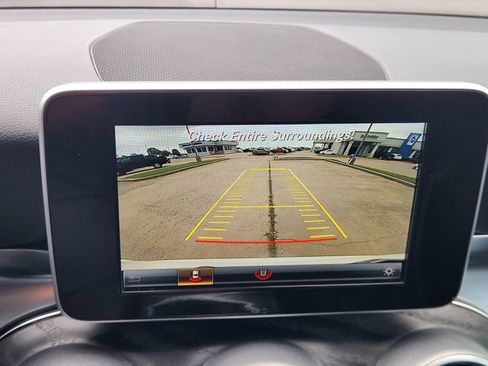 Used 2018 Mercedes-Benz GLC 300 image 18
