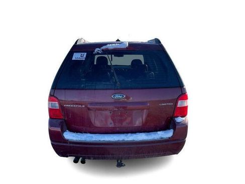 Used 2007 Ford Freestyle Limited image 4