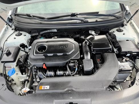 Used 2017 Hyundai Sonata SE FWD image 35