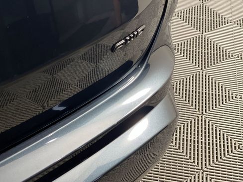 Used 2022 Ford Edge SE w/ Black Appearance Package image 5