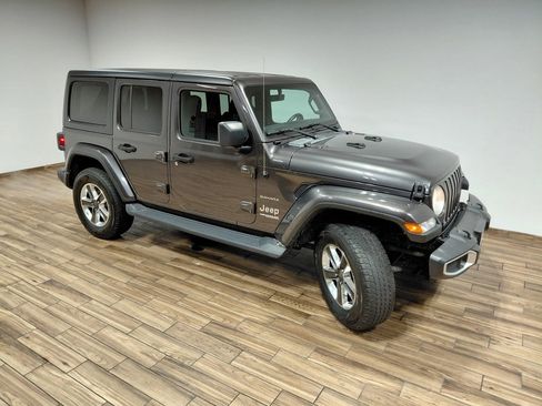 Certified 2019 Jeep Wrangler Unlimited Sahara image 25