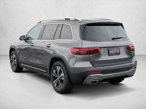 New 2026 Mercedes-Benz GLB 250 4MATIC image 8