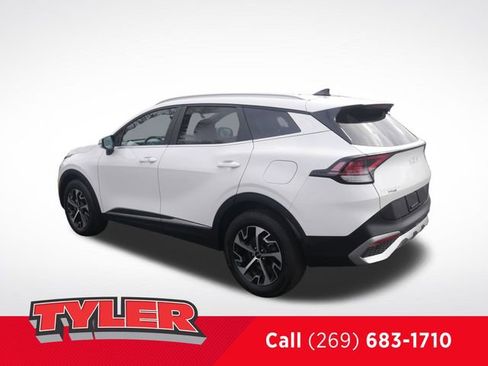 Used 2023 Kia Sportage EX AWD/4WD image 5