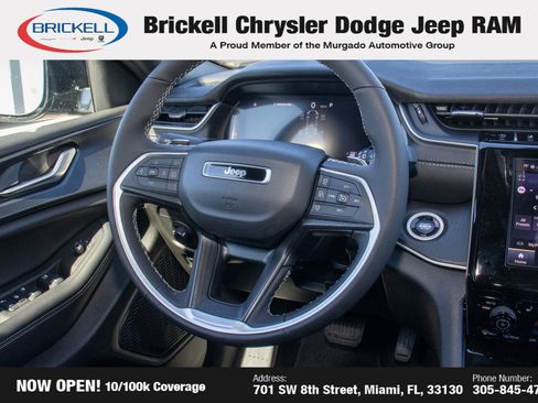Used 2025 Jeep Grand Cherokee L Altitude image 22