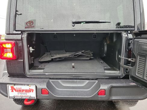 Used 2023 Jeep Wrangler Unlimited Rubicon w/ LED Lighting Group image 8