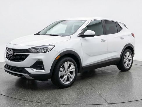 Used 2025 Buick Encore GX Preferred image 3