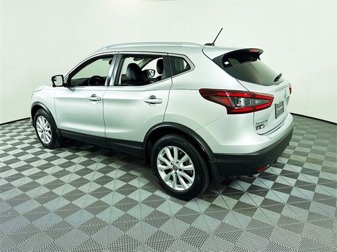 Certified 2022 Nissan Rogue Sport SV w/ Technology Package image 21