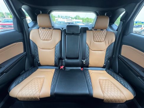 Used 2023 Ford Edge Titanium w/ Equipment Group 301A AWD/4WD image 31