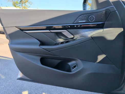 New 2026 BMW 530i w/ Premium Package image 28